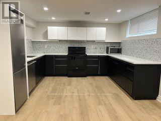 Basement Unit - 141 Brighton Avenue, Toronto (Bathurst Manor), Ontario  M3H 4E1 - Photo 3 - C13807048