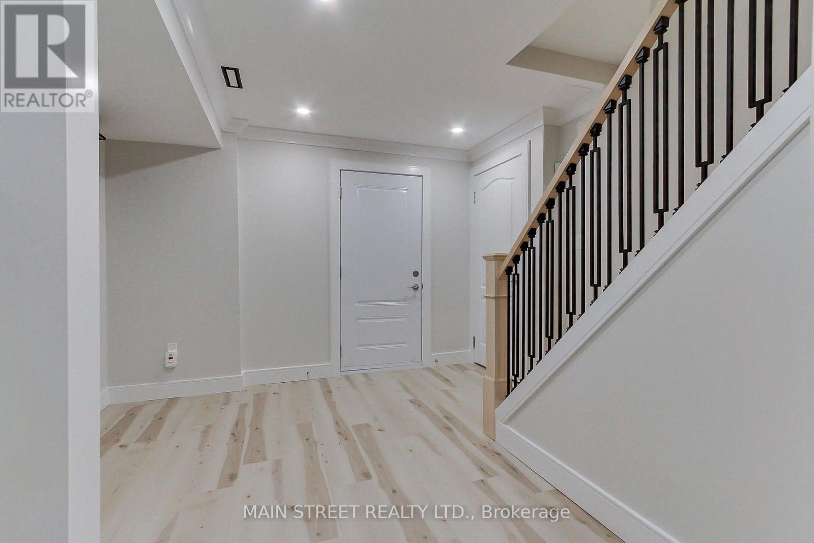 10 Daniele Avenue S, New Tecumseth, Ontario  L0G 1A0 - Photo 32 - N13806992
