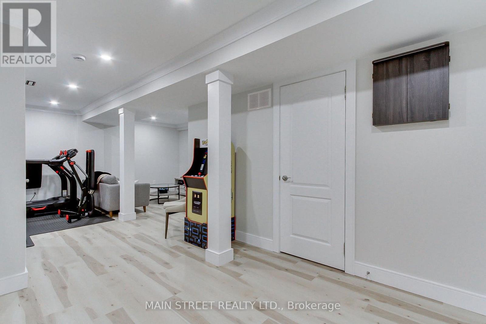 10 Daniele Avenue S, New Tecumseth, Ontario  L0G 1A0 - Photo 33 - N13806992