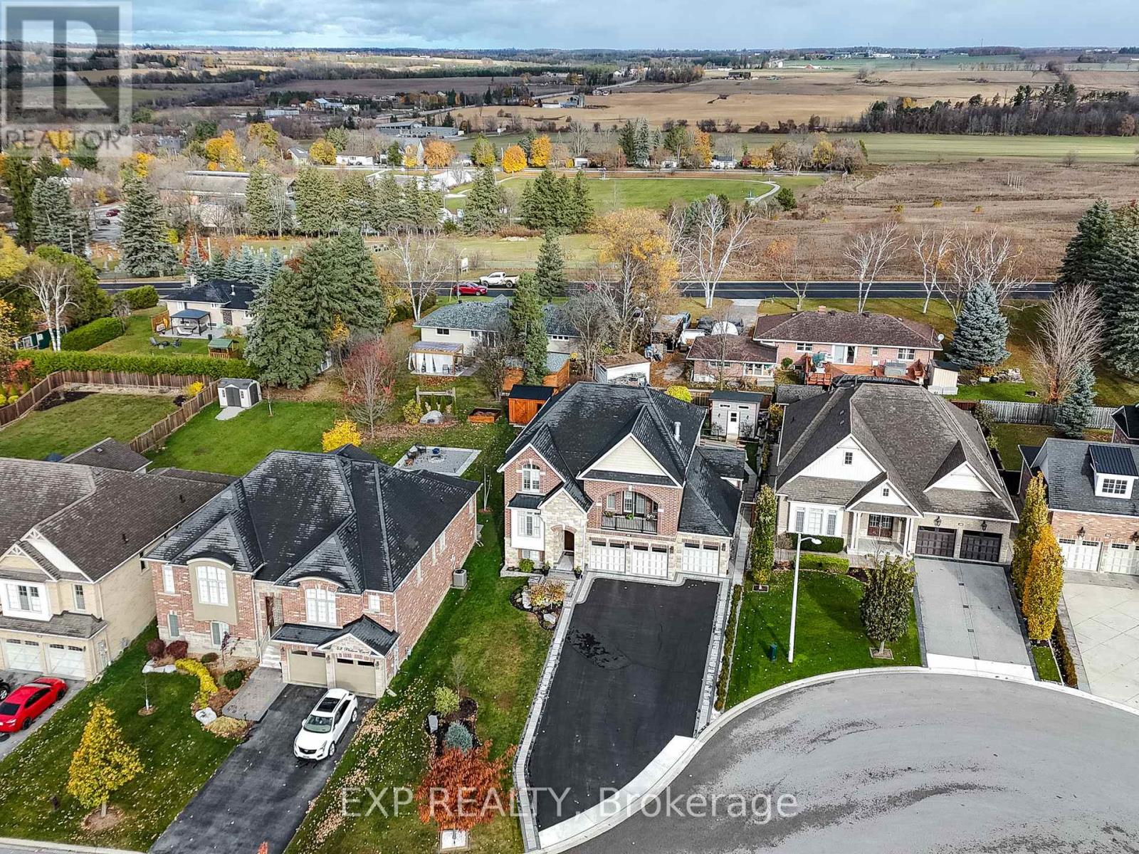 44 Philson Court, Innisfil, Ontario  L0L 1L0 - Photo 6 - N13807038