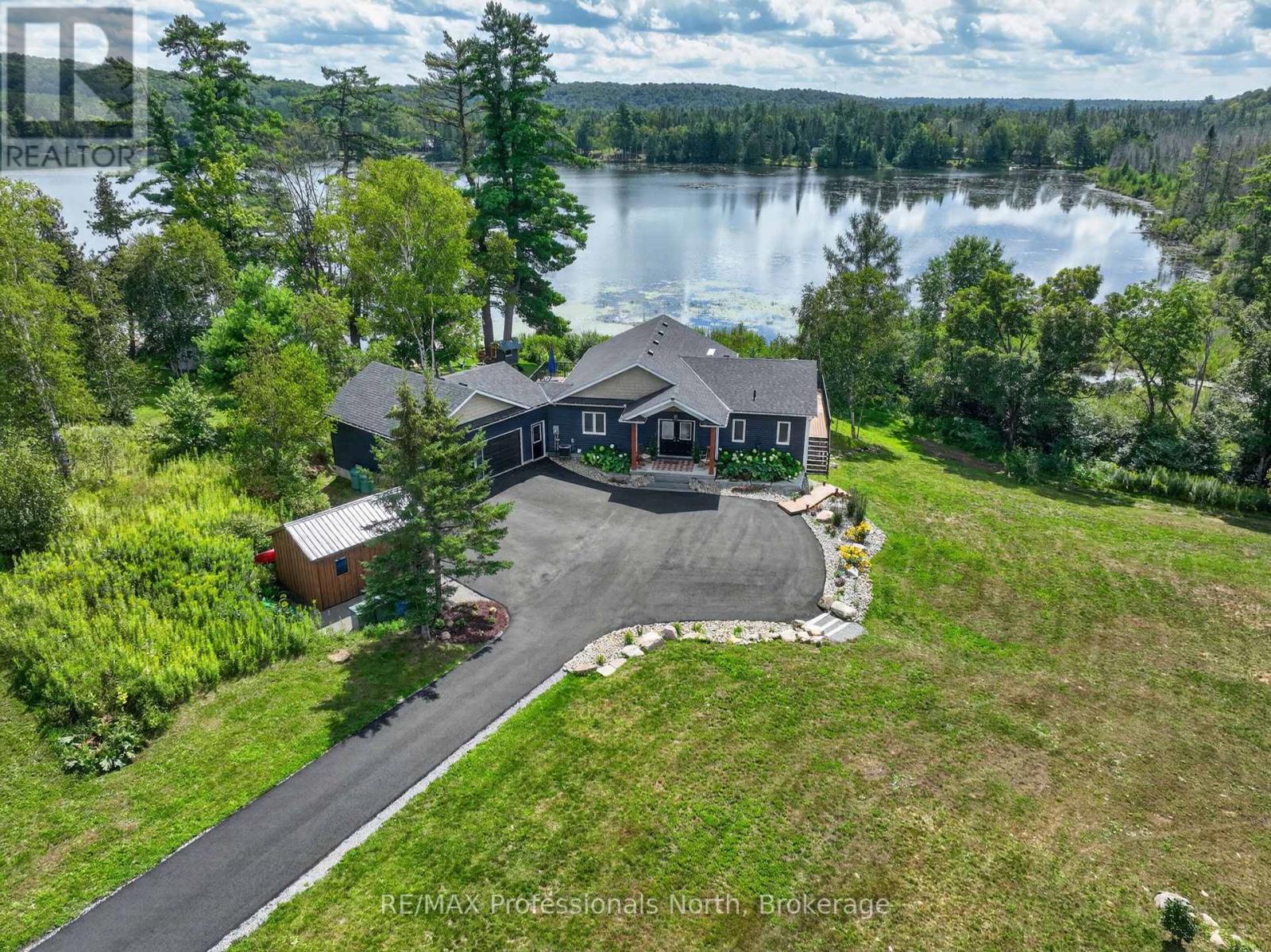 4318 Glamorgan Road, Dysart Et Al, Ontario  K0M 1S0 - Photo 1 - X13807010