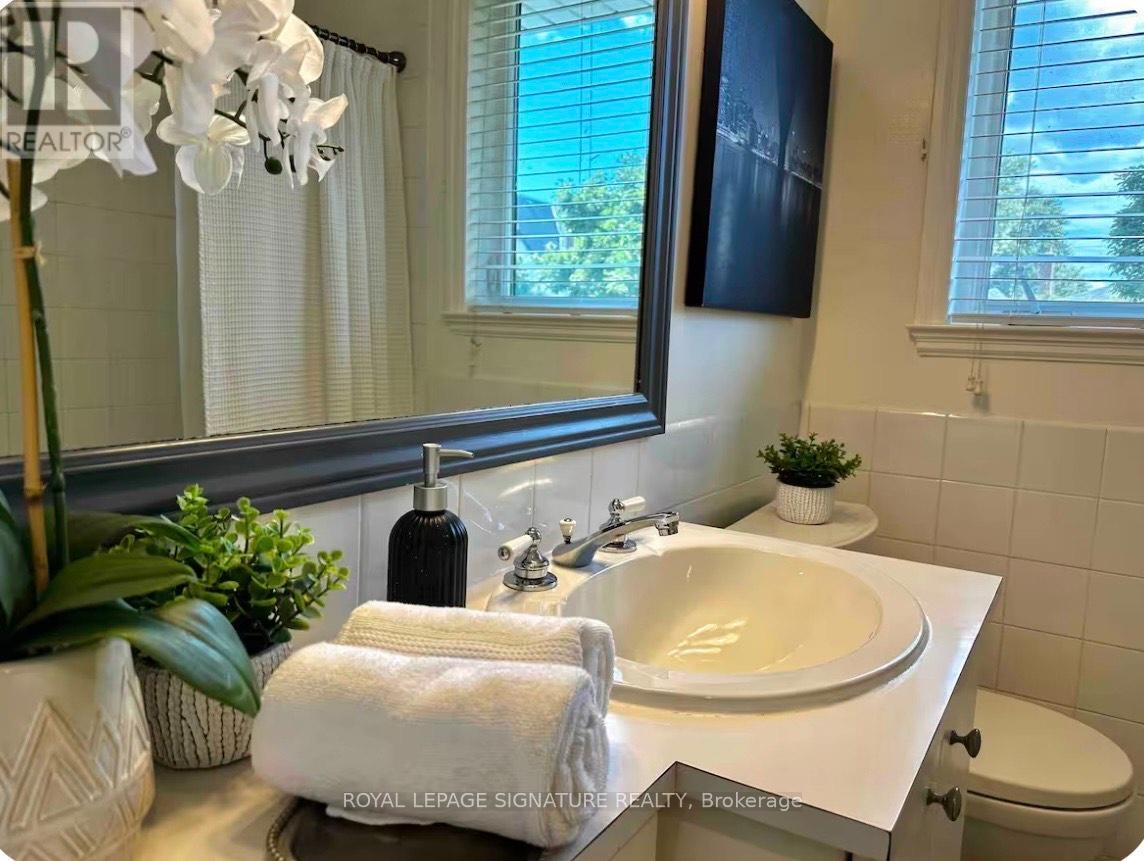 441 Seaton Drive, Oakville, Ontario  L6L 3Y3 - Photo 19 - W13807042