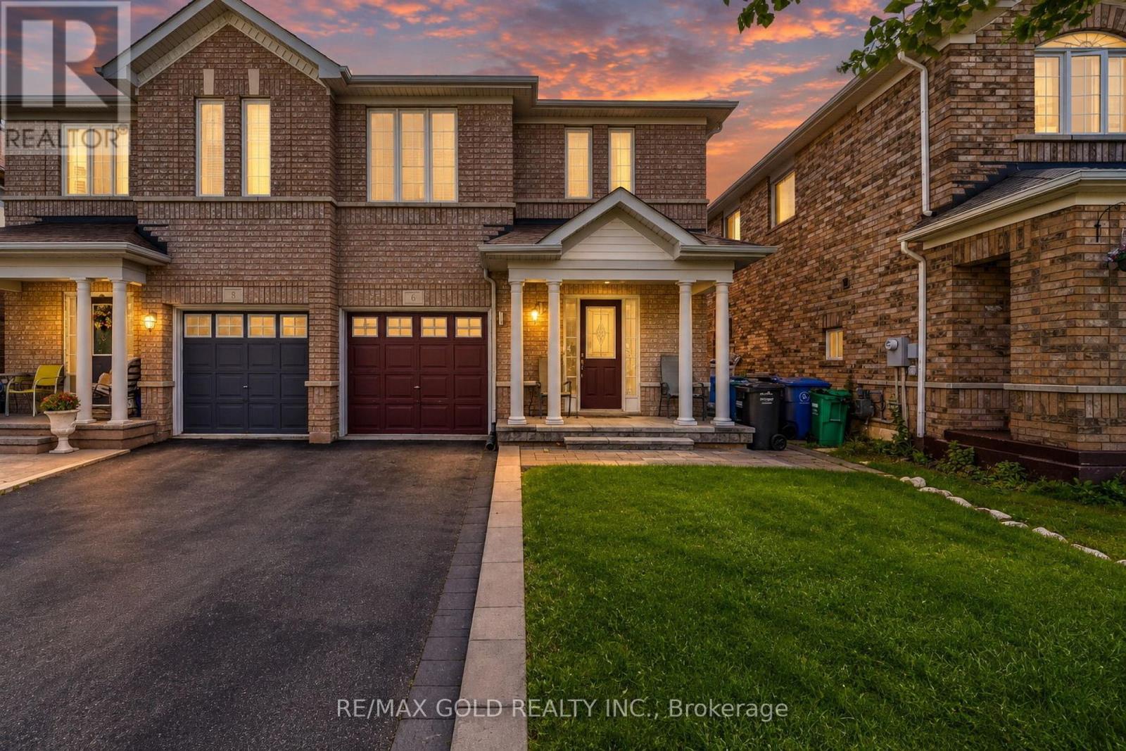 6 Mistdale Crescent, Brampton, Ontario  L7A 1S1 - Photo 2 - W13807044