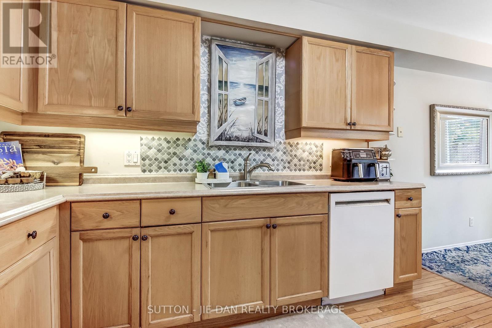 1 - 505 Proudfoot Lane, London North, Ontario  N6H 5N9 - Photo 4 - X13807068