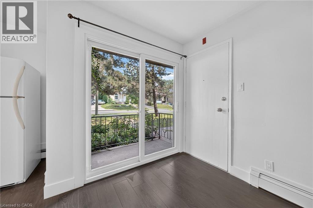 157 Ahrens Street W Unit# 4, Kitchener, Ontario  N2H 4C8 - Photo 11 - 40854872