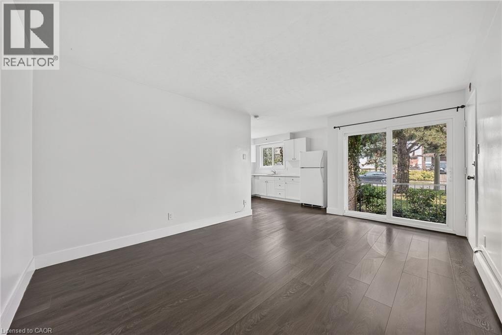 157 Ahrens Street W Unit# 4, Kitchener, Ontario  N2H 4C8 - Photo 8 - 40854872