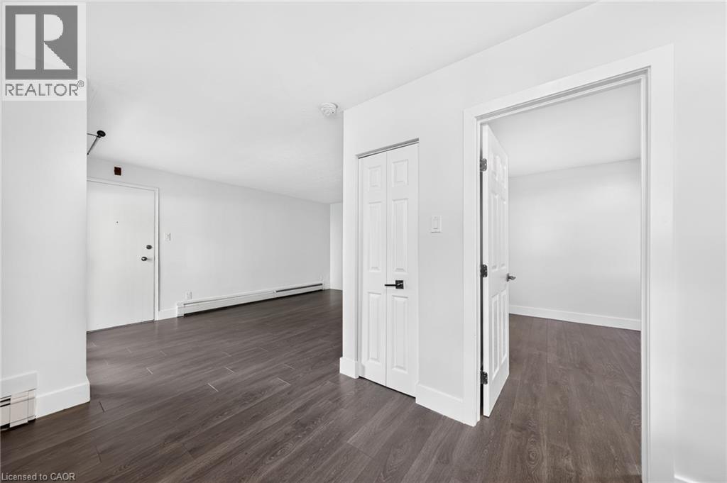157 Ahrens Street W Unit# 4, Kitchener, Ontario  N2H 4C8 - Photo 16 - 40854872