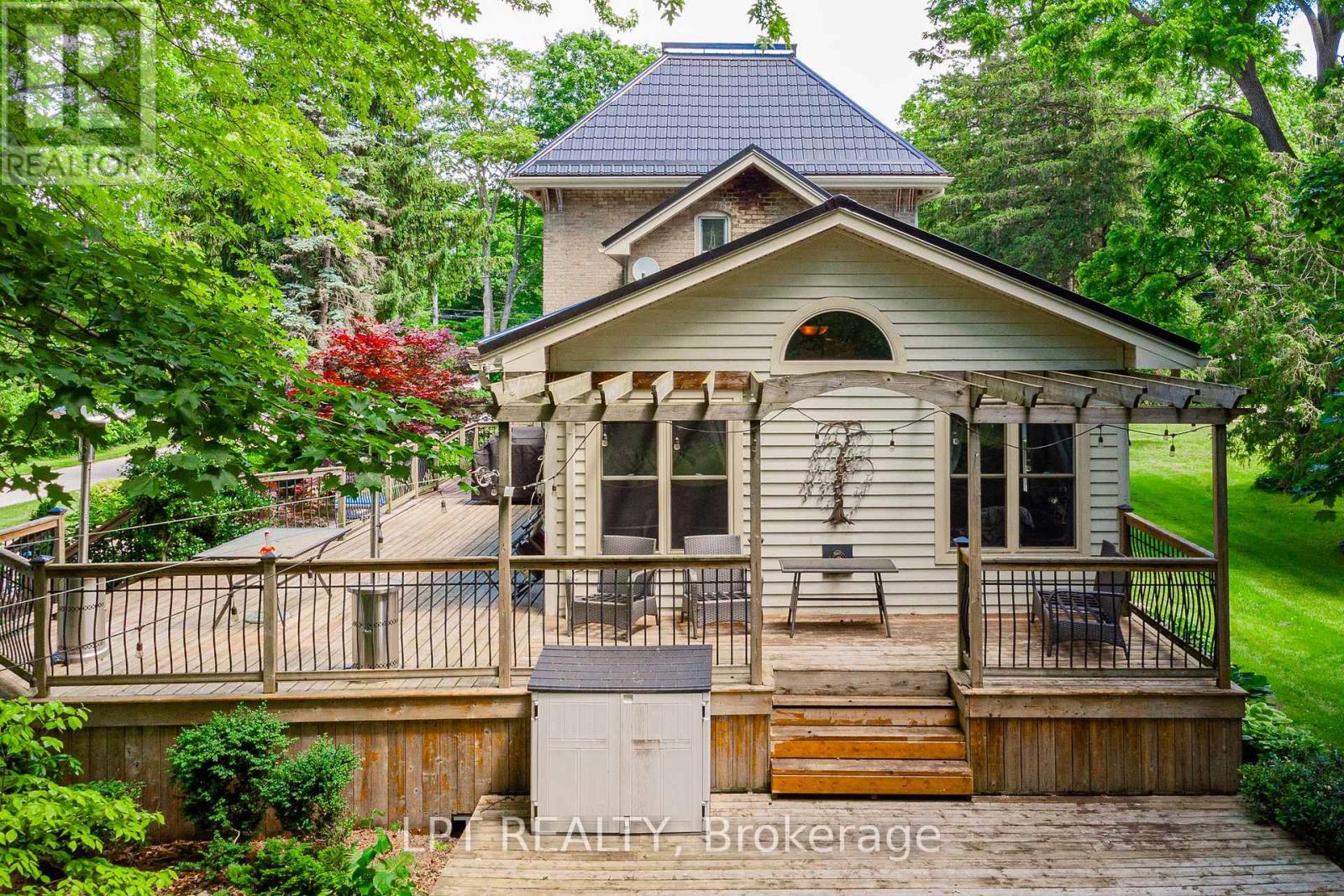 283 Hastings Street, North Middlesex, Ontario  N0M 2K0 - Photo 35 - X13807082