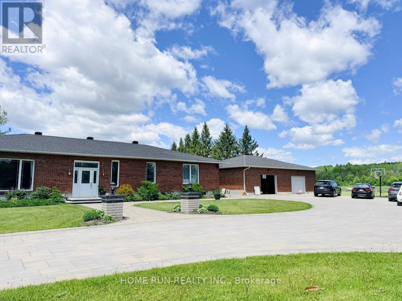 5705 FLAG STATION ROAD, Ottawa, Ontario
