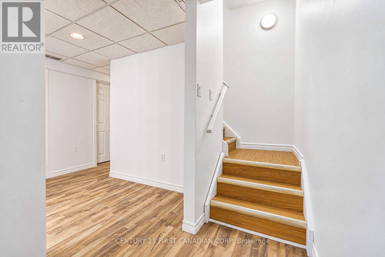 89 Mctaggart Court, London North, Ontario  N5X 3L9 - Photo 32 - X13583706