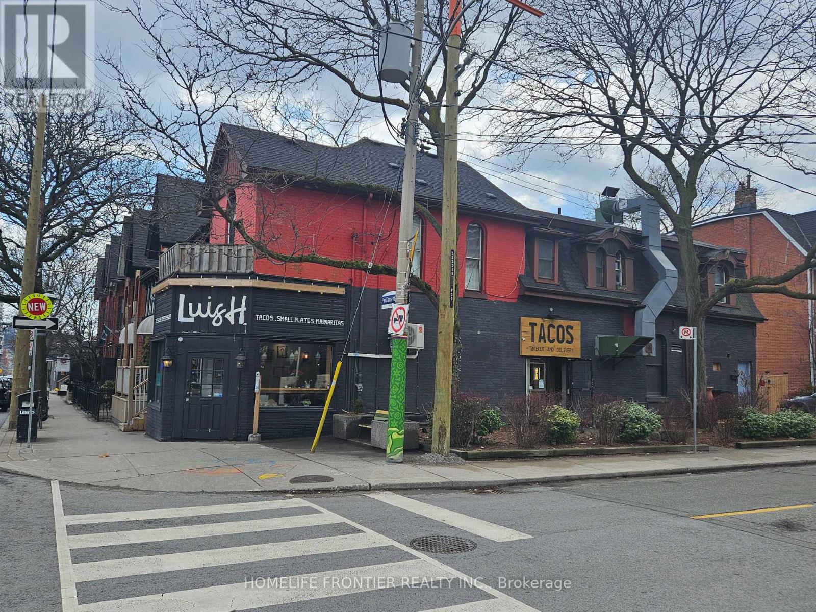 556 PARLIAMENT STREET, Toronto, Ontario