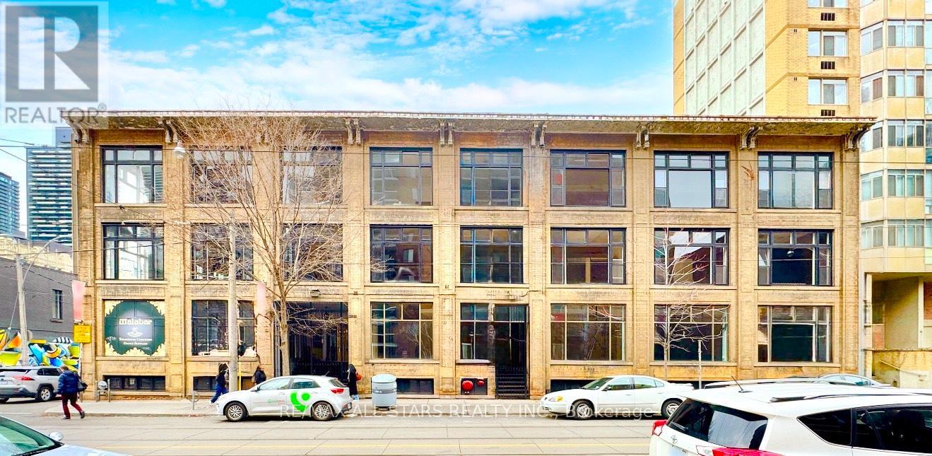 B103 - 14 MCCAUL STREET, Toronto, Ontario