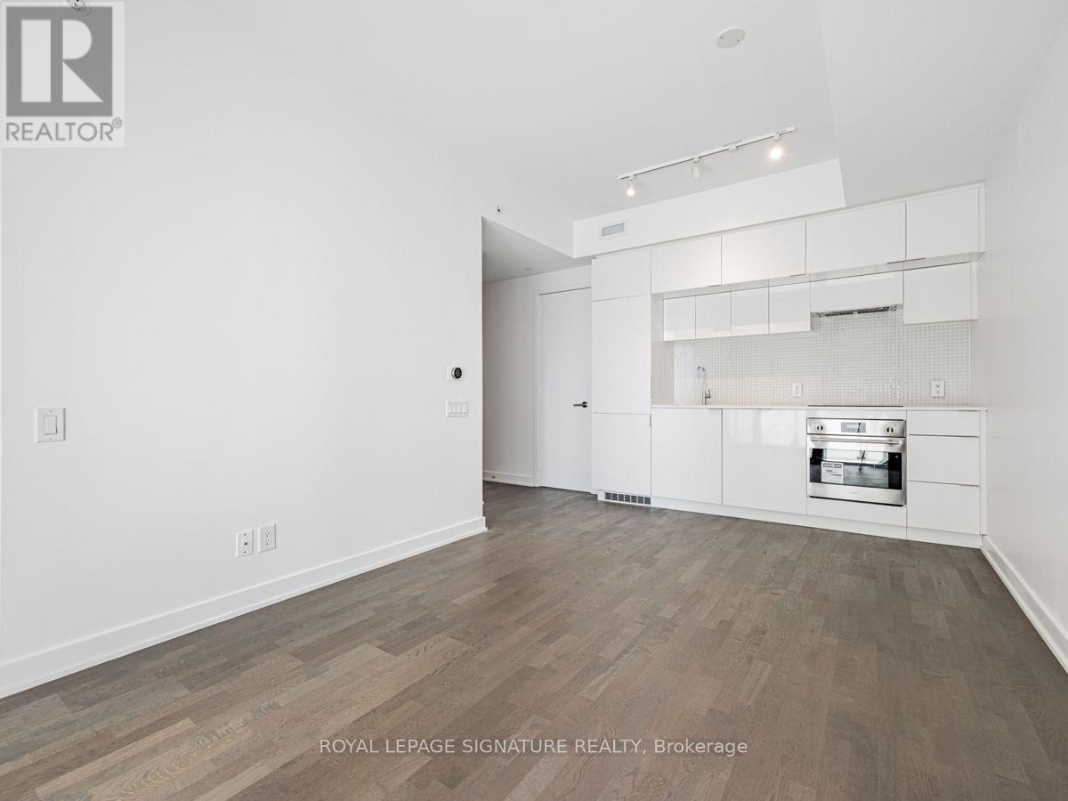 615 - 185 ROEHAMPTON AVENUE, Toronto, Ontario
