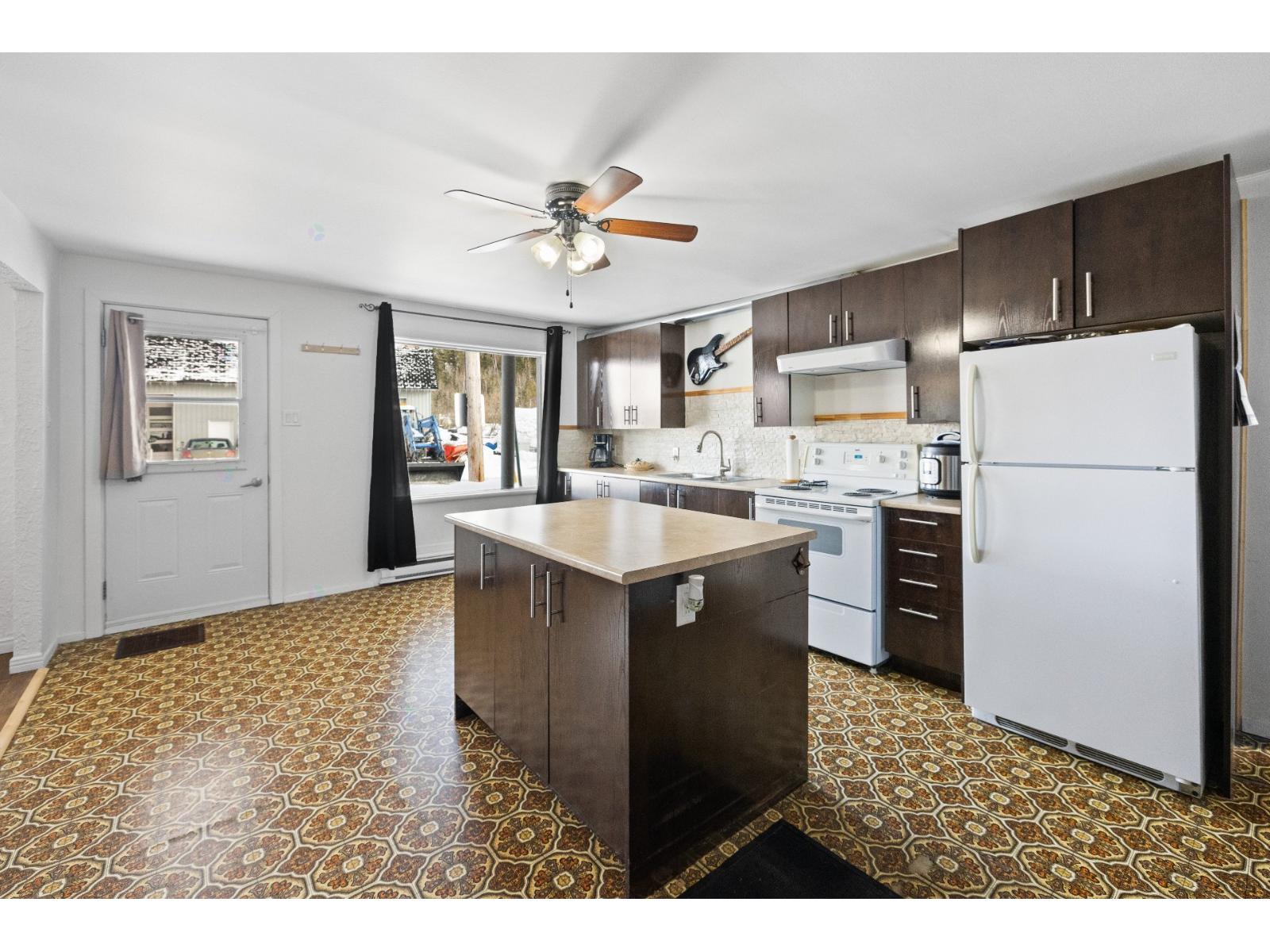 20 57e Avenue Saint-Côme Quebec Canada J0K2B0 5