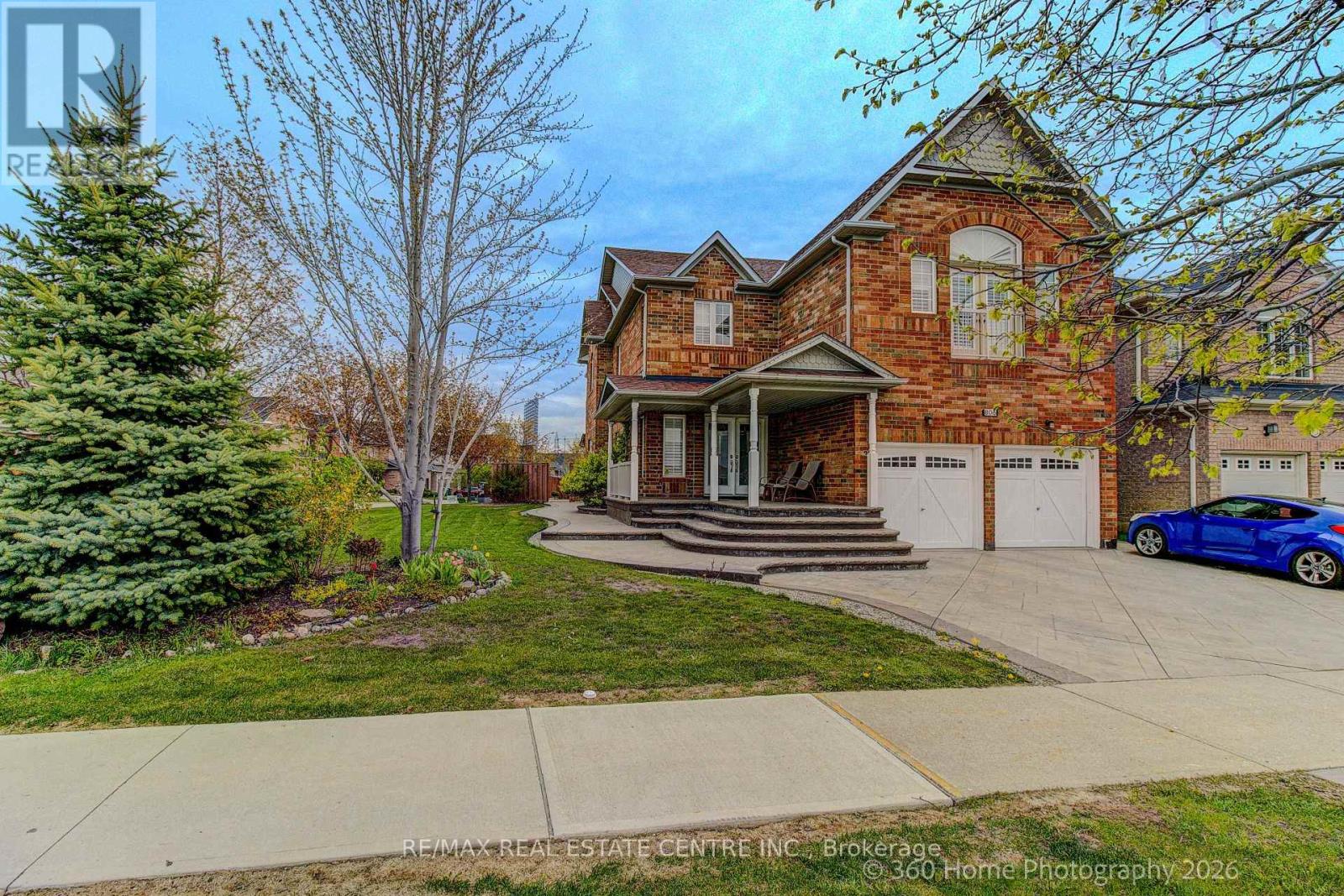 806 WHITE CLOVER WAY, Mississauga, Ontario