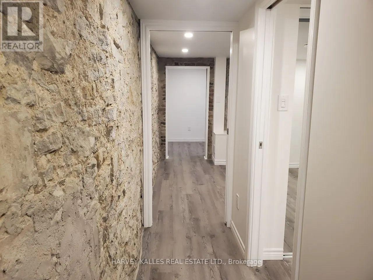 Main - 1300 Lansdowne Avenue, Toronto, Ontario  M6K 2V9 - Photo 27 - W13807080