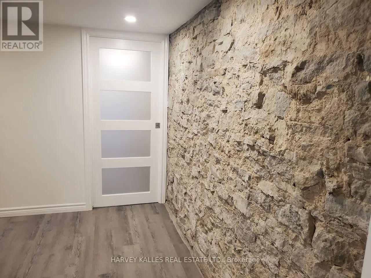 Main - 1300 Lansdowne Avenue, Toronto, Ontario  M6K 2V9 - Photo 33 - W13807080