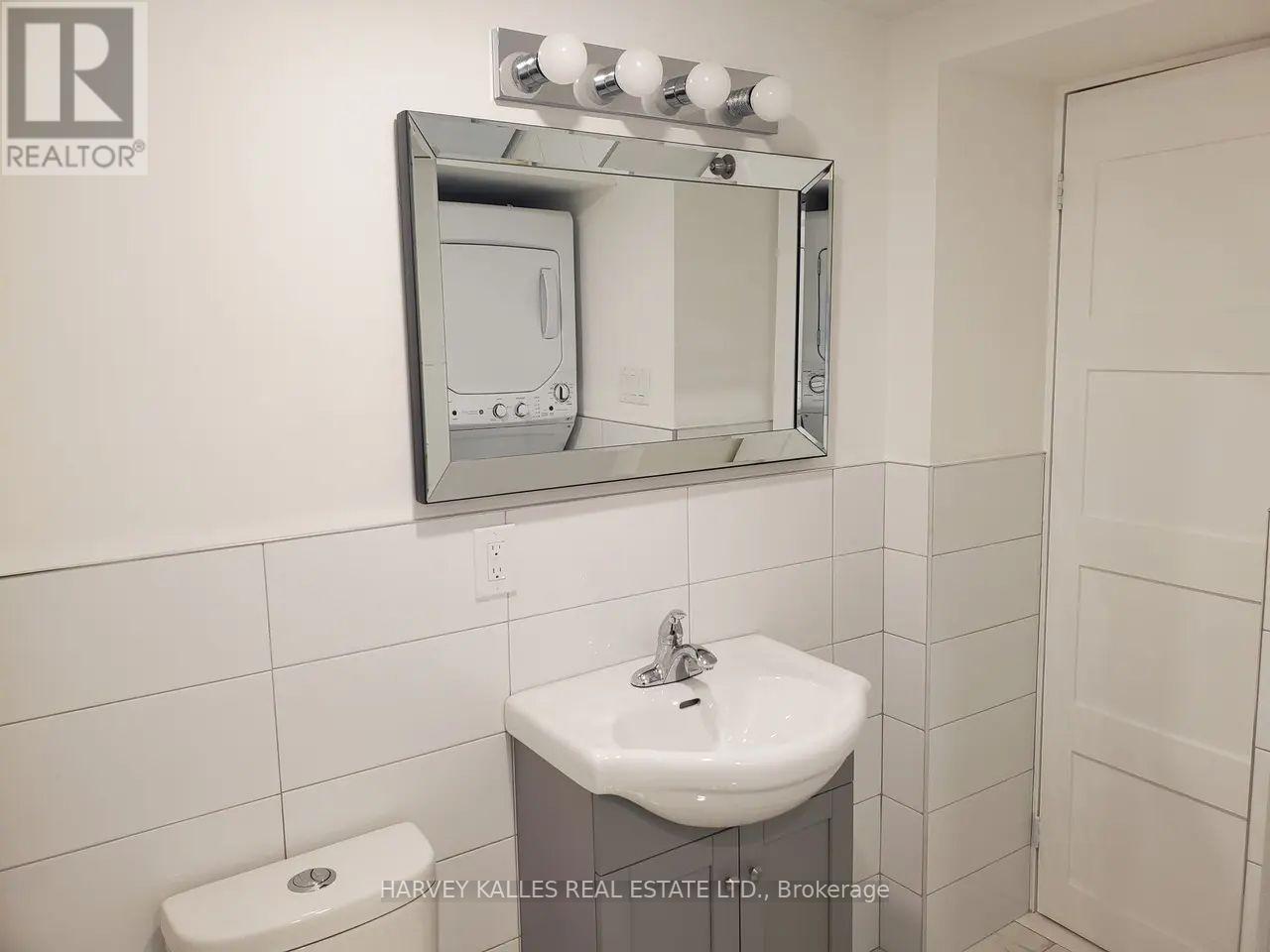 Main - 1300 Lansdowne Avenue, Toronto, Ontario  M6K 2V9 - Photo 35 - W13807080