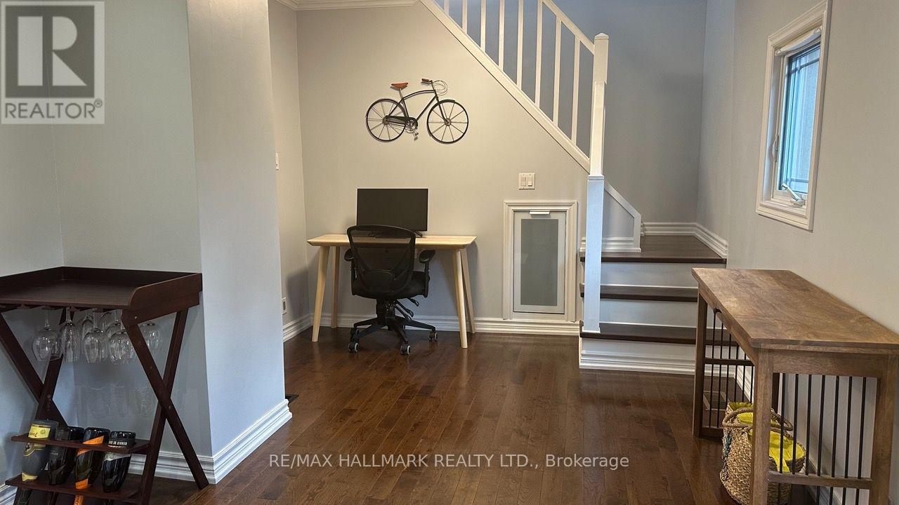 15 Daniels Street, Toronto, Ontario  M8Y 1L6 - Photo 5 - W13807100
