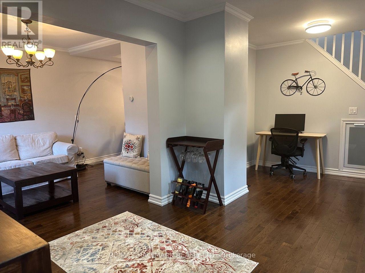 15 Daniels Street, Toronto, Ontario  M8Y 1L6 - Photo 8 - W13807100
