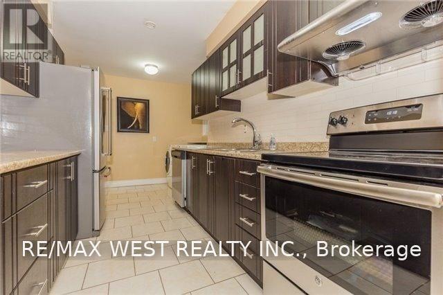 Upper - 82 Marchbank Crescent, Brampton, Ontario  L6S 3B1 - Photo 8 - W13807136