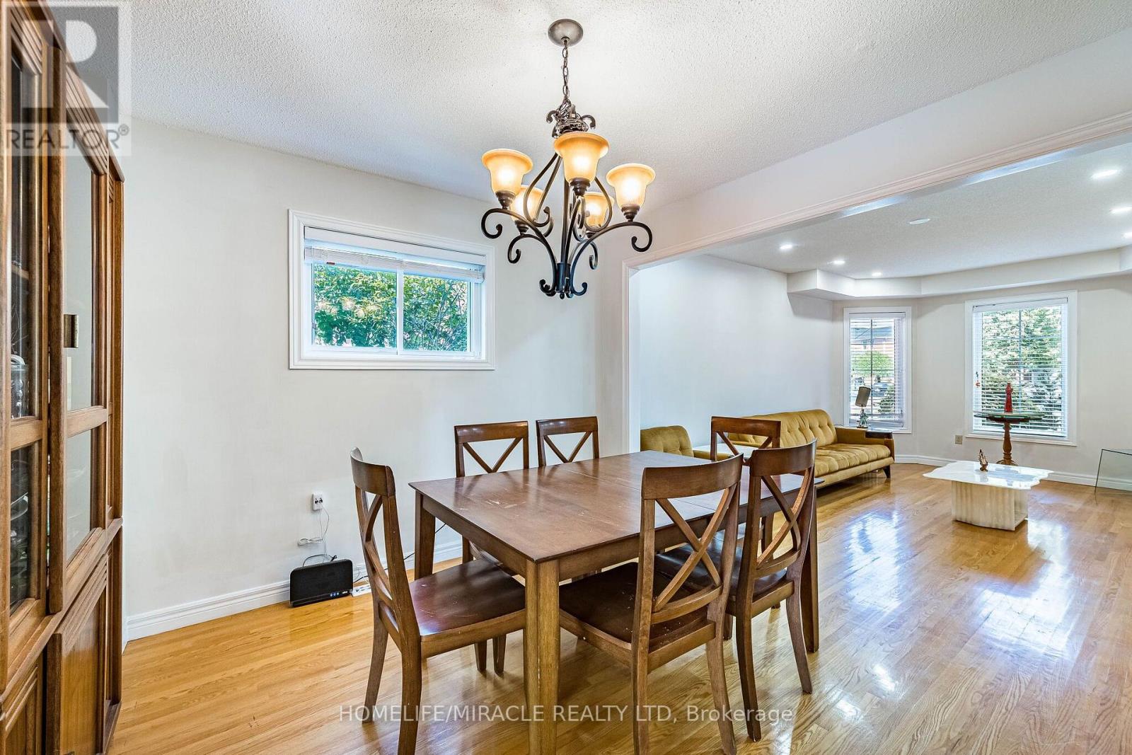 42 Porteous Circle, Brampton, Ontario  L6S 5C3 - Photo 14 - W13793888