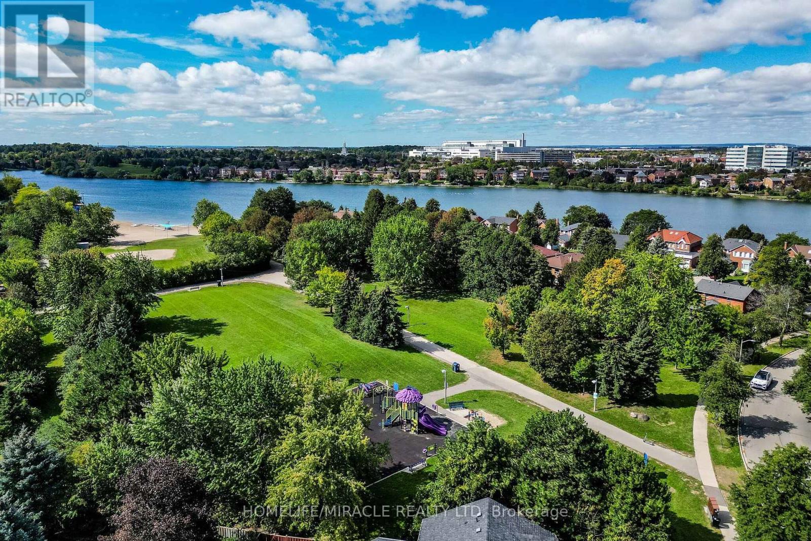 42 Porteous Circle, Brampton, Ontario  L6S 5C3 - Photo 48 - W13793888