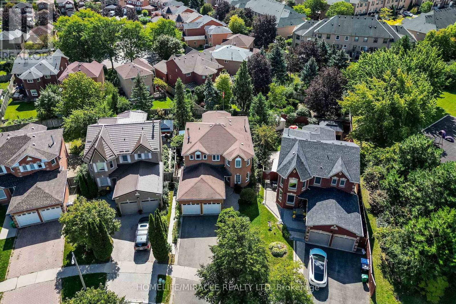 42 Porteous Circle, Brampton, Ontario  L6S 5C3 - Photo 49 - W13793888