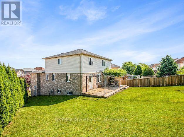 29 Blue Lace Crescent, Kitchener, Ontario  N2E 3W8 - Photo 21 - X13807154