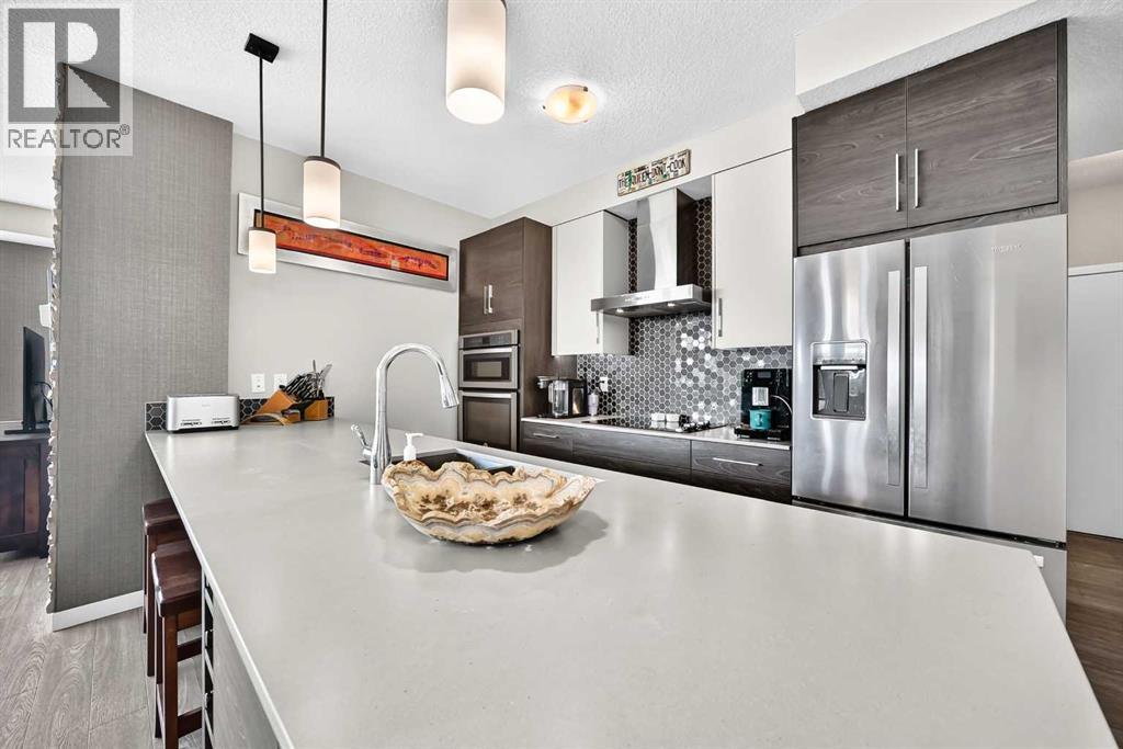 201, 122 Mahogany Centre SE photo 11