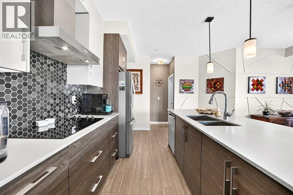 201, 122 Mahogany Centre SE photo 9