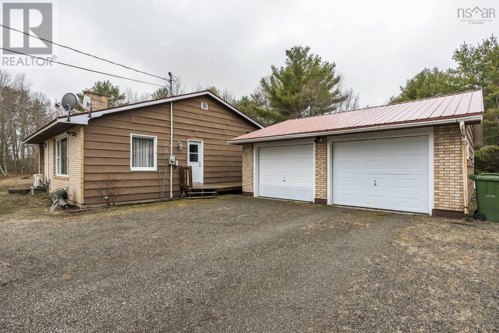 1353 Highway 1, East Kingston, Nova Scotia  B0P 1R0 - Photo 43 - 202610086