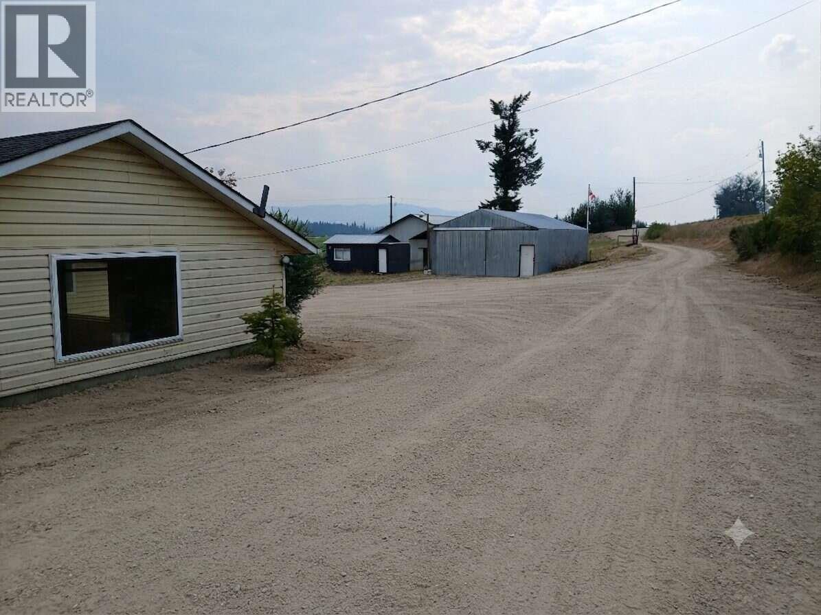 3575 Canyon Road, Spallumcheen, British Columbia  V0E 1B4 - Photo 24 - 10400800