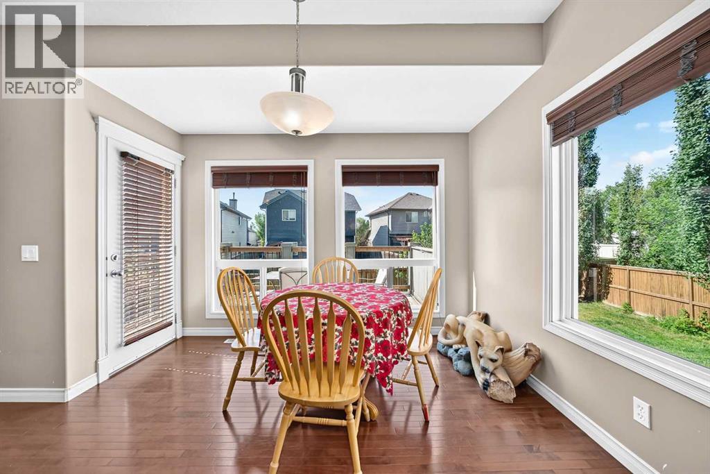 246 Crystal Green Point photo 9