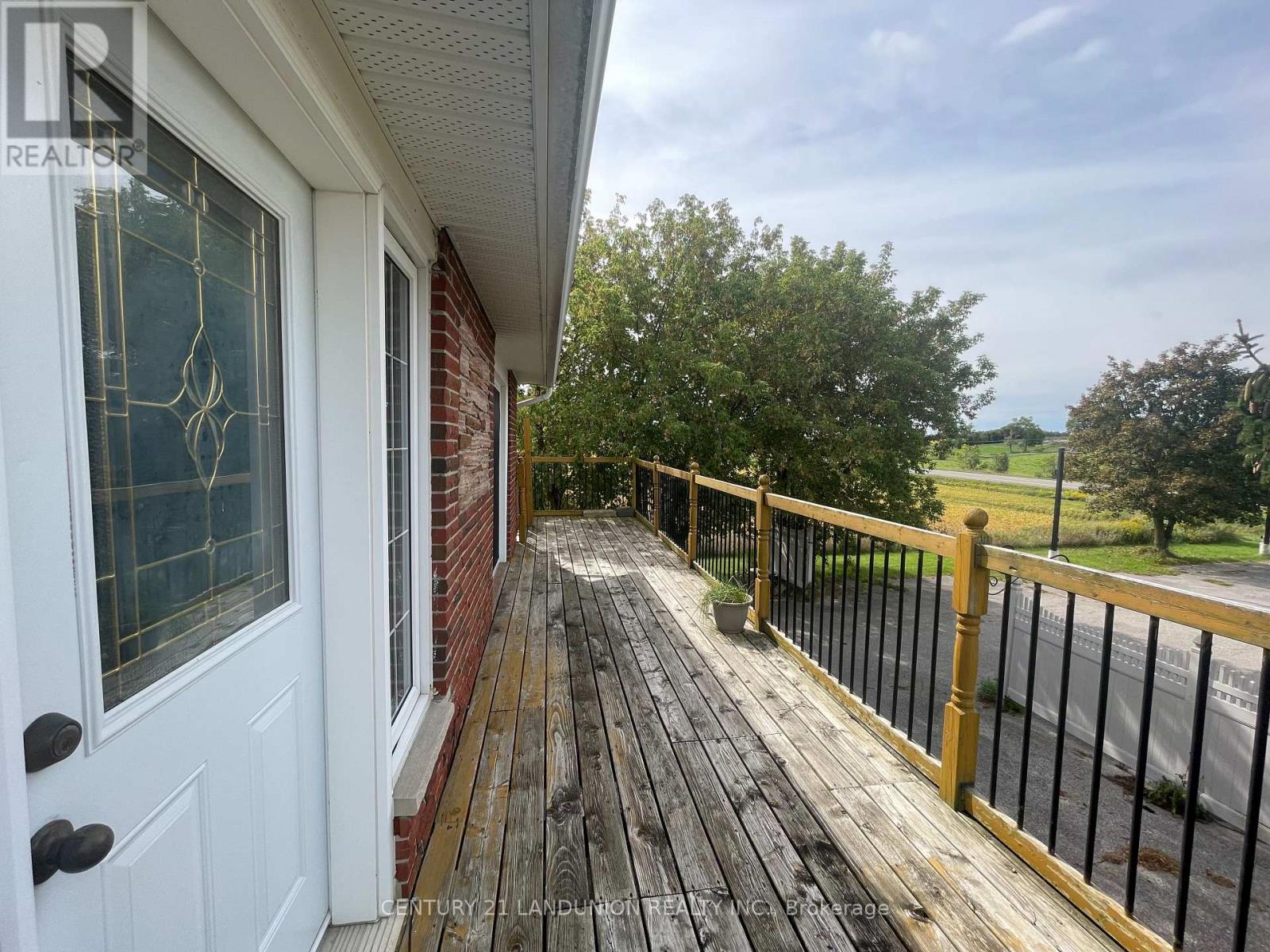 Residence Primary Unit/b - 20215 Woodbine Avenue, East Gwillimbury, Ontario  L0G 1R0 - Photo 22 - N13807208