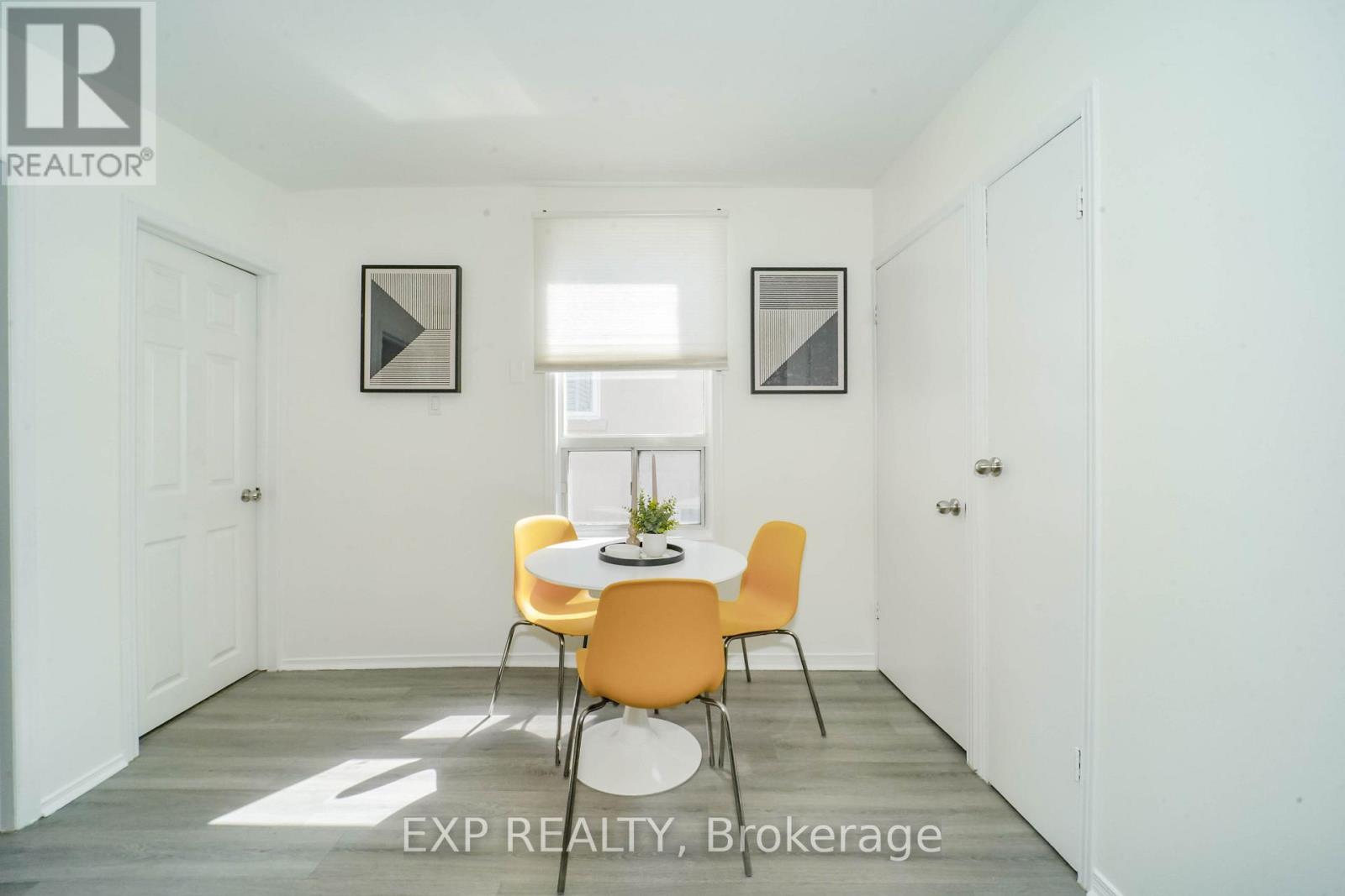 Upper - 47 Greendale Avenue, Toronto, Ontario  M6N 4P4 - Photo 11 - W13807188