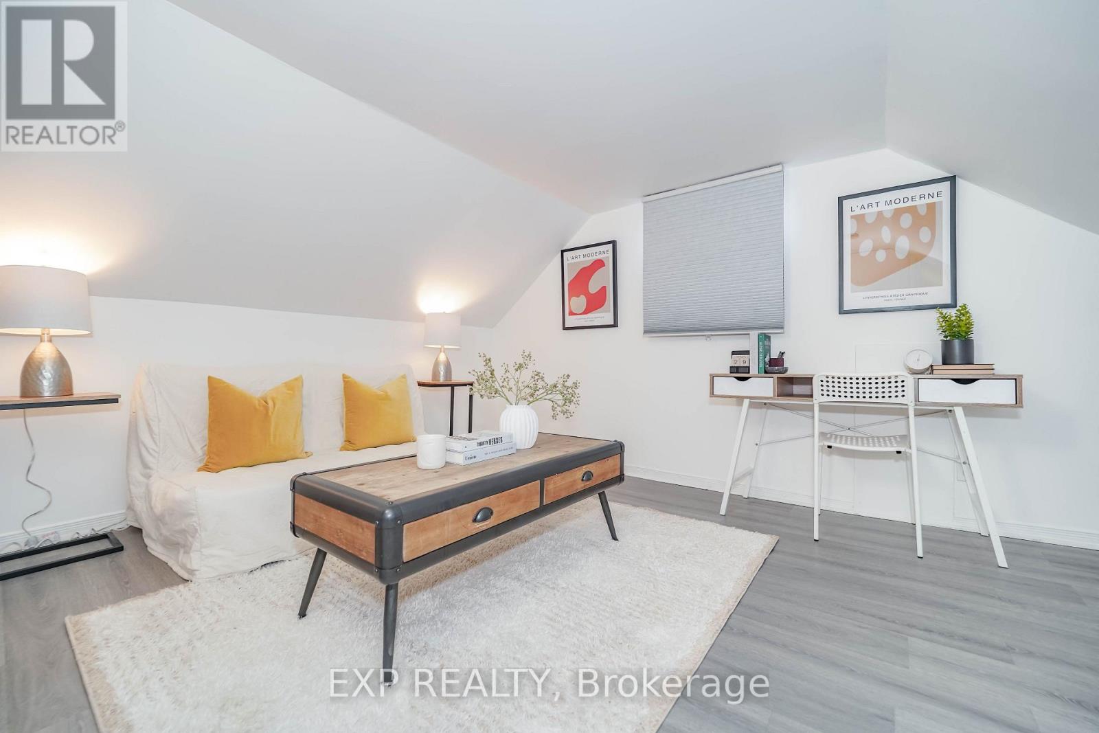 Upper - 47 Greendale Avenue, Toronto, Ontario  M6N 4P4 - Photo 20 - W13807188