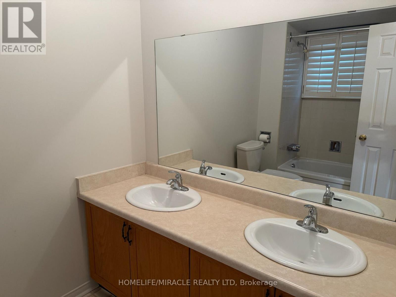 Main - 5889 River Grove Avenue, Mississauga, Ontario  L5M 4W2 - Photo 14 - W13807206