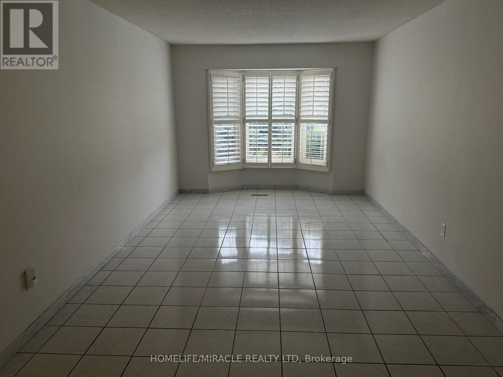 Main - 5889 River Grove Avenue, Mississauga, Ontario  L5M 4W2 - Photo 4 - W13807206