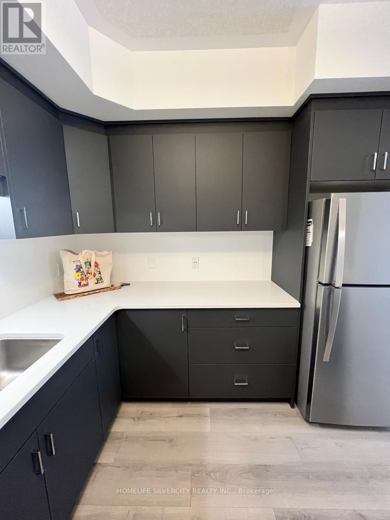 25 Isherwood Avenue, Cambridge, Ontario  N1R 0E2 - Photo 15 - X13807212