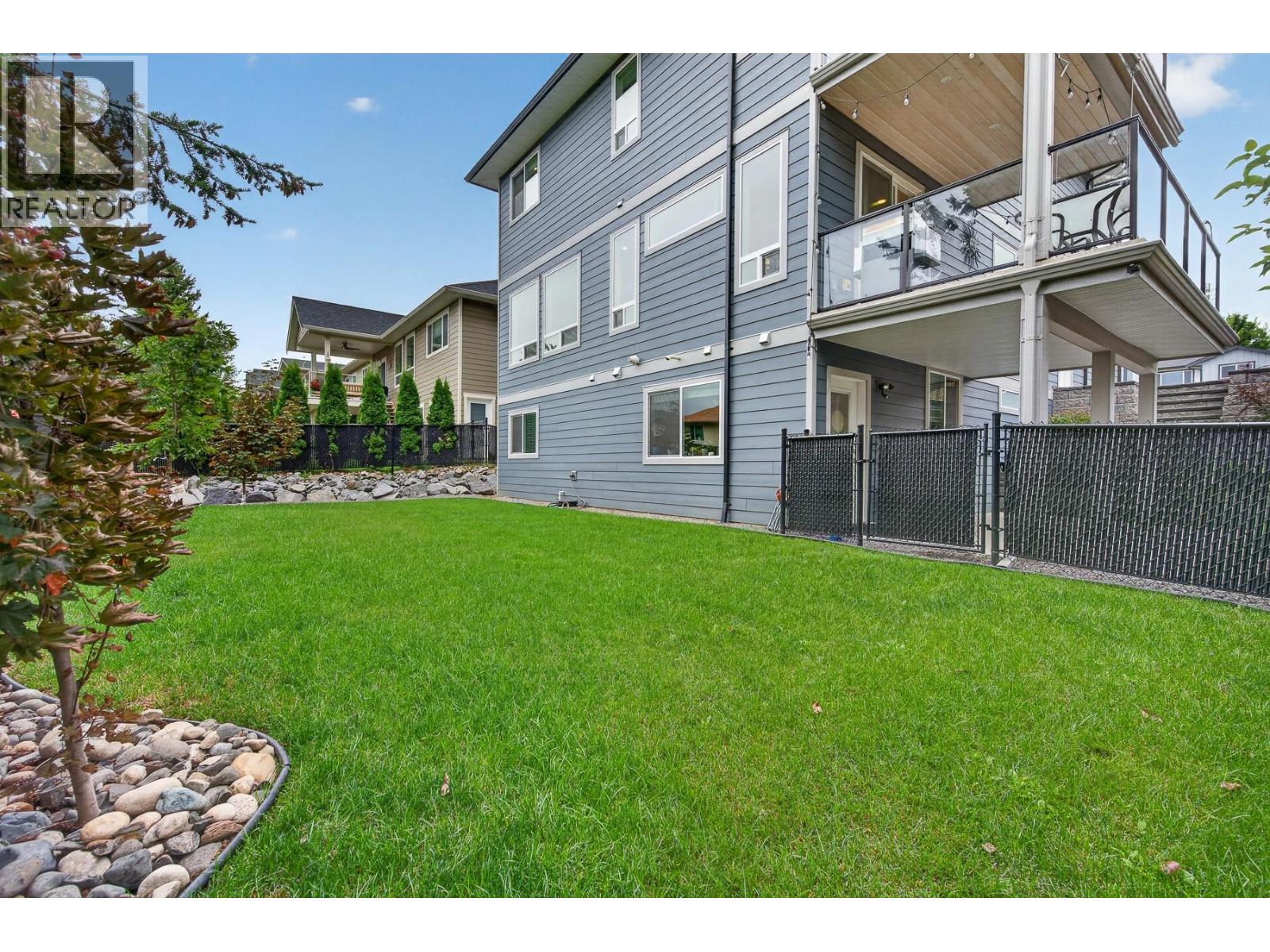 2291 4B Avenue SE photo 68