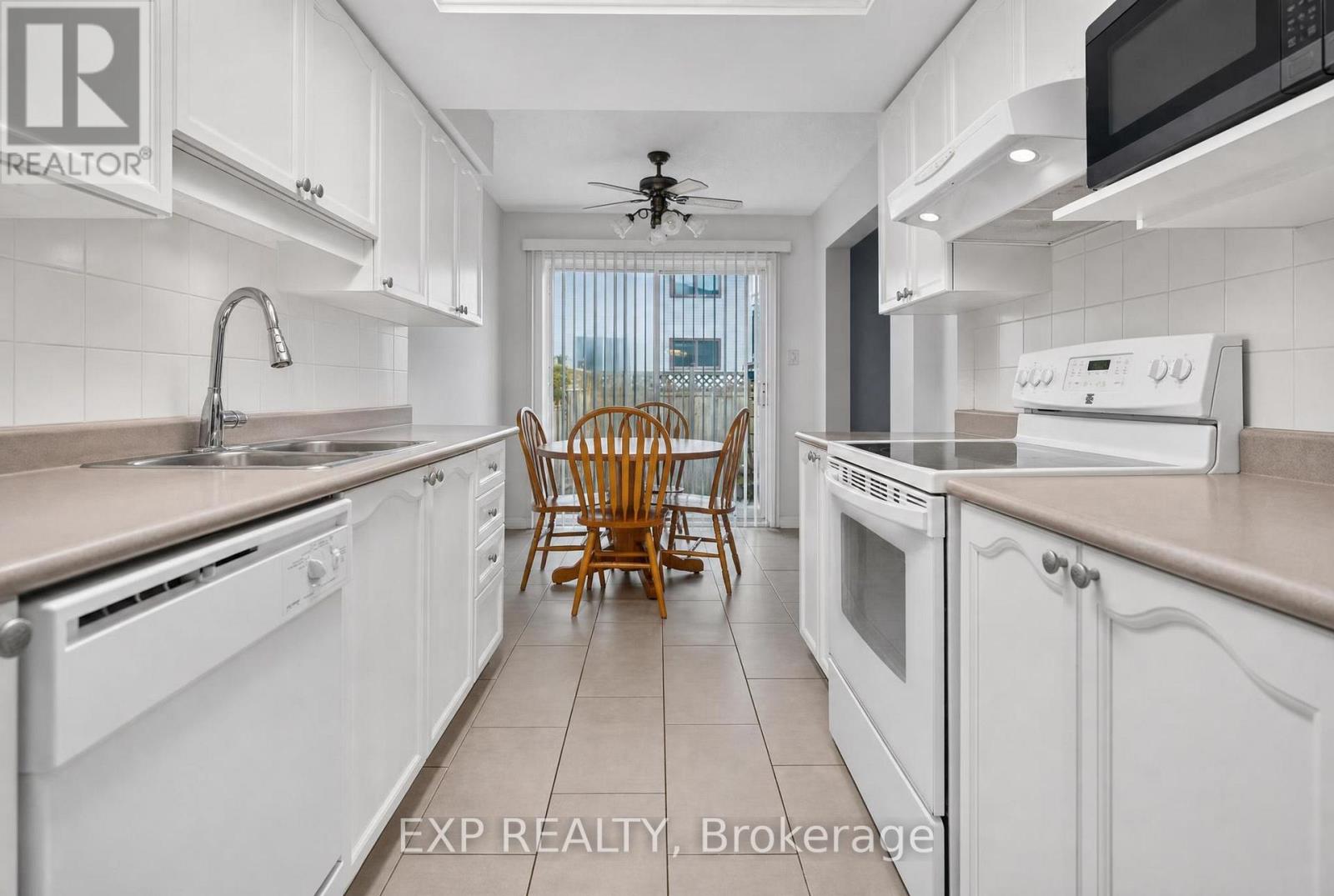 185 Hunterswood Crescent, Ottawa, Ontario  K1G 5V8 - Photo 13 - X13805030