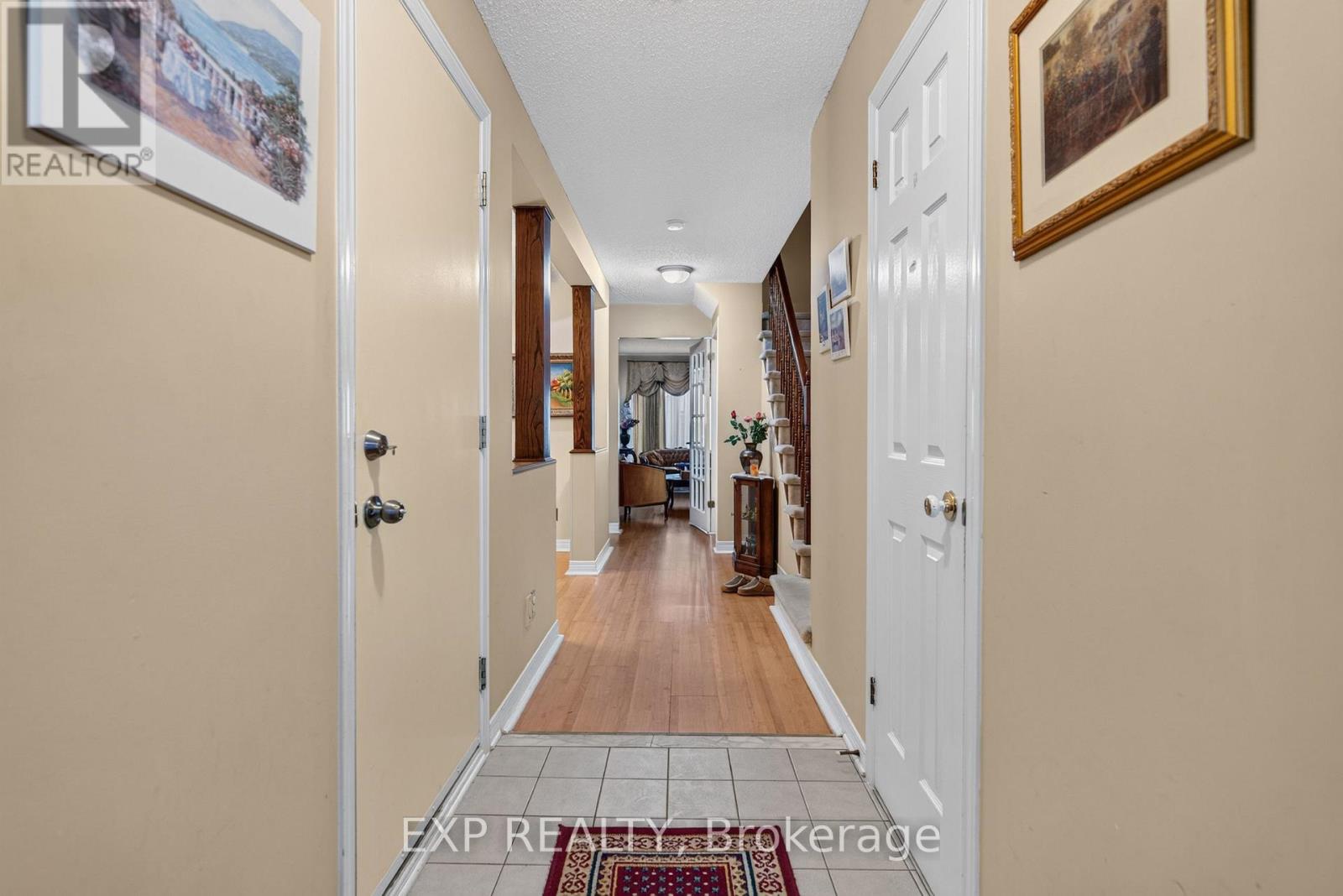 185 Hunterswood Crescent, Ottawa, Ontario  K1G 5V8 - Photo 5 - X13805030