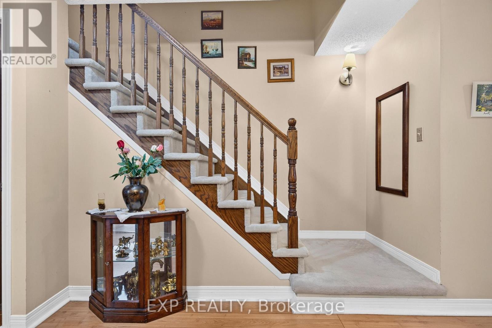 185 Hunterswood Crescent, Ottawa, Ontario  K1G 5V8 - Photo 7 - X13805030