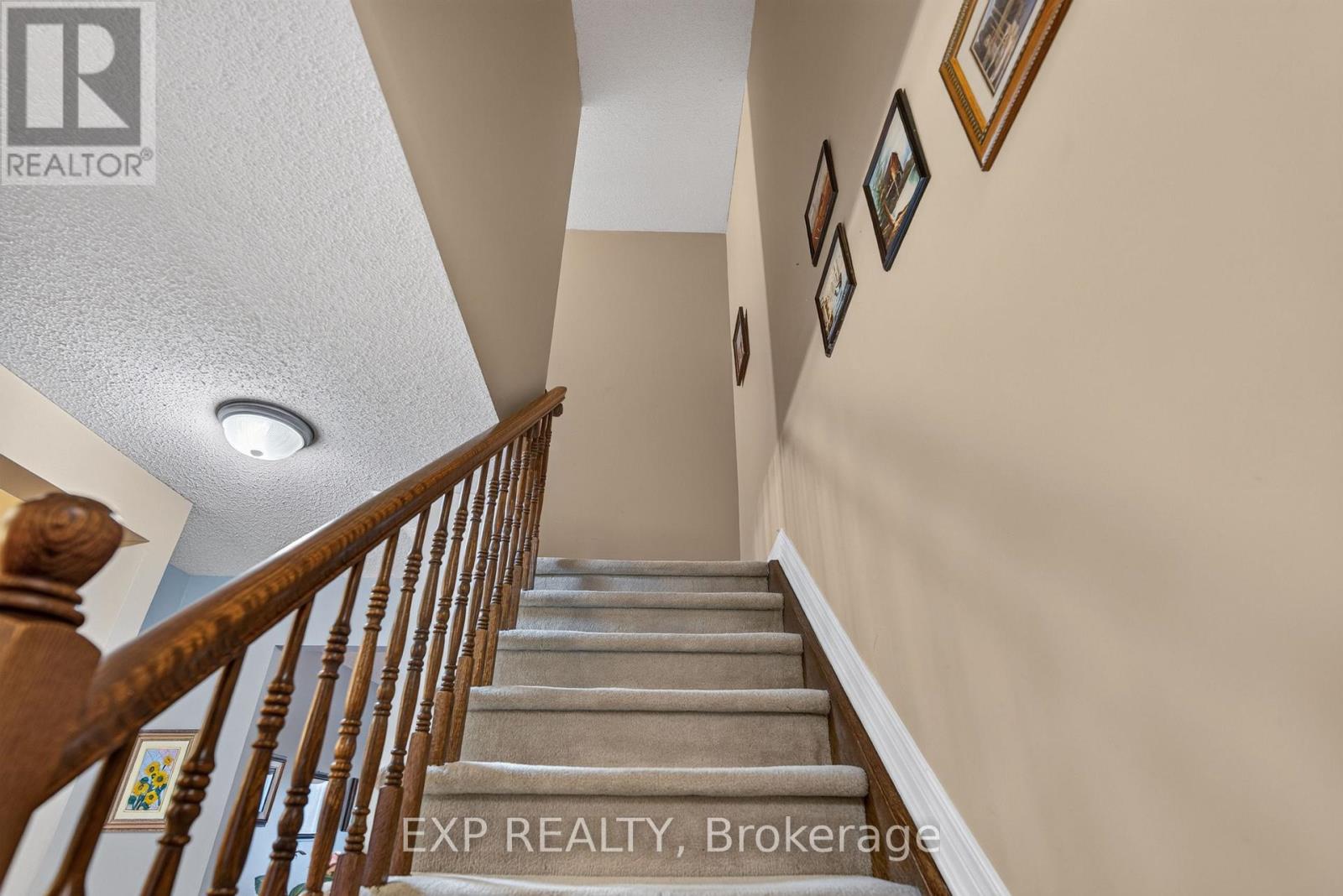 185 Hunterswood Crescent, Ottawa, Ontario  K1G 5V8 - Photo 8 - X13805030