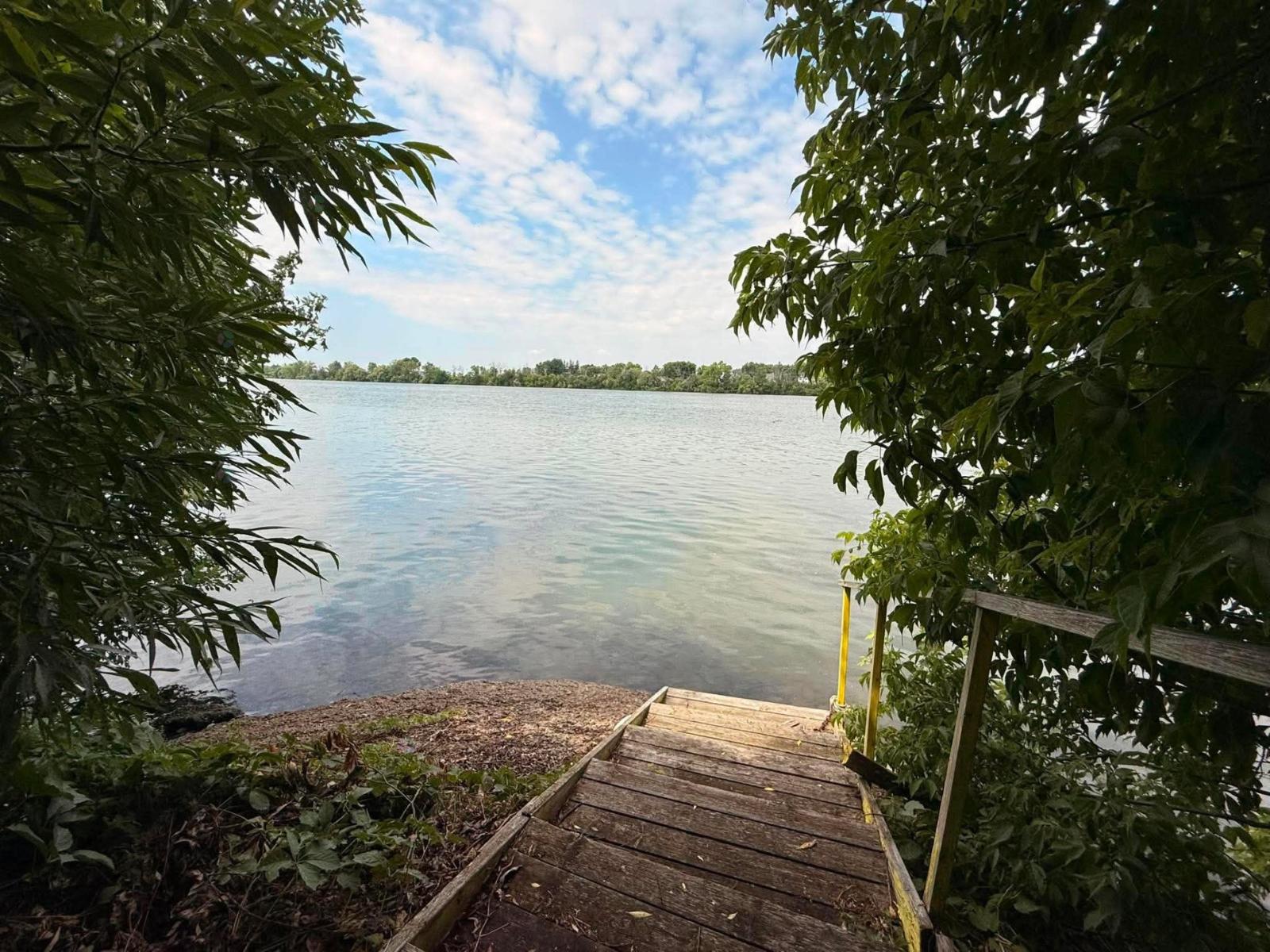 311 Ch. des Patriotes Saint-Denis-sur-Richelieu Quebec Canada J0H1K0 4