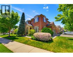 3082 INGLETON Lane, Oakville, Ontario