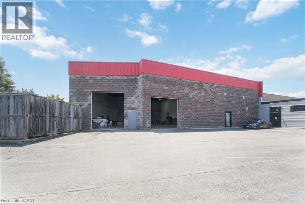 1044 Cannon Street E Unit# C, Hamilton, Ontario  L8L 2H7 - Photo 2 - 40863676