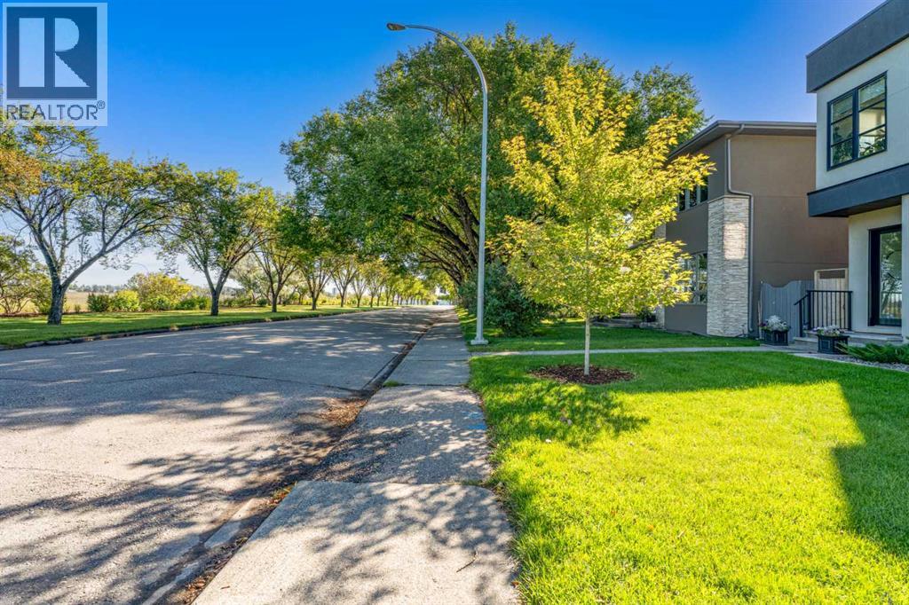 1141 Renfrew Drive Ne, Calgary, Alberta  T2E 5H9 - Photo 2 - A2338576