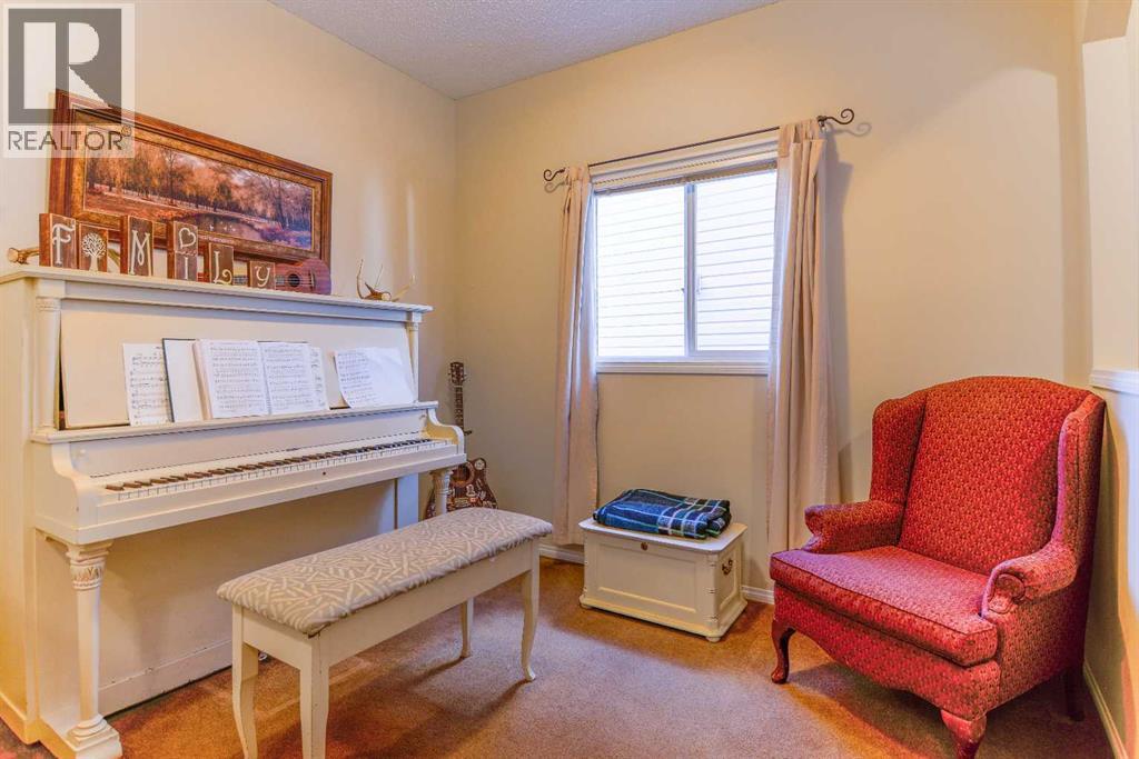 78 Tuscany Ridge Heights NW, Calgary, Alberta  T3L 2W8 - Photo 6 - A2346266